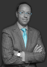 Daniel Peterfreund